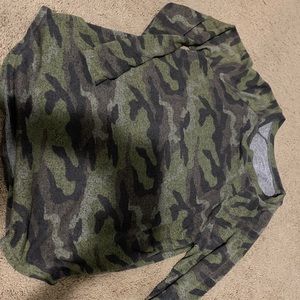 Cute American Eagle Camo Sweater